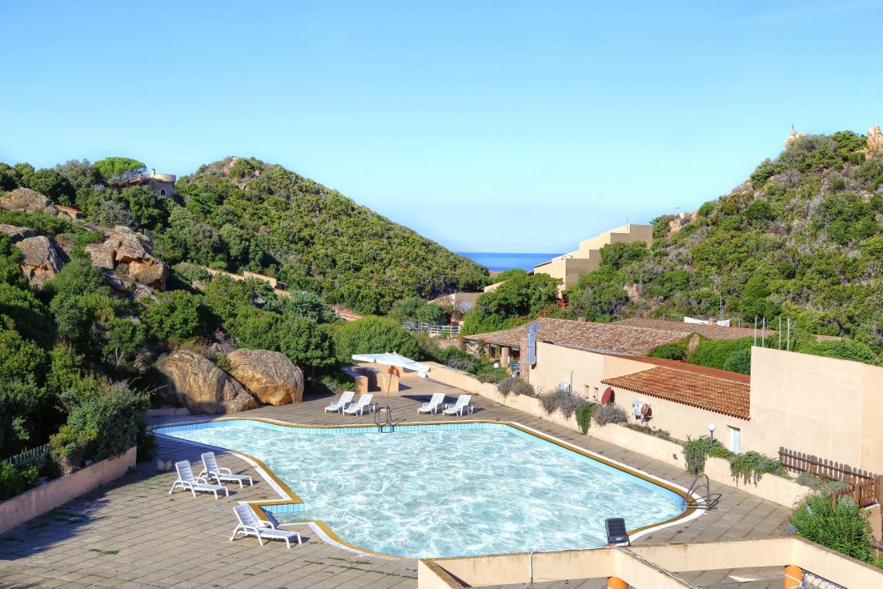 Paradiso Pool Apartments By Domusaway Costa Paradiso Exterior photo